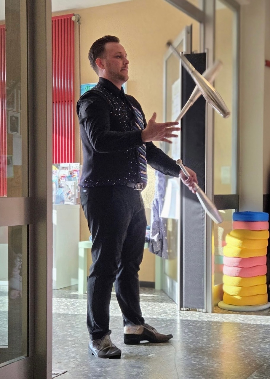 Zirkus Renz zu Besuch | St. Christophorus